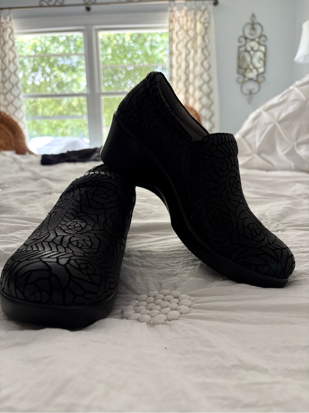 Alegria Black Floral-Embossed Leather Slip-On Clogs ENC